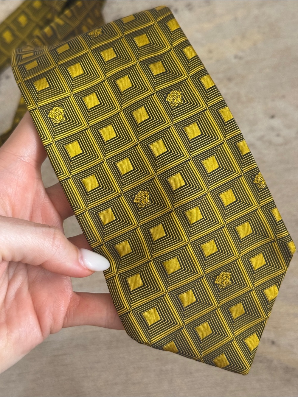 Versace Vint Gold and Black Geometric Medusa Head Silk Tie Made in Italy 80s-90s